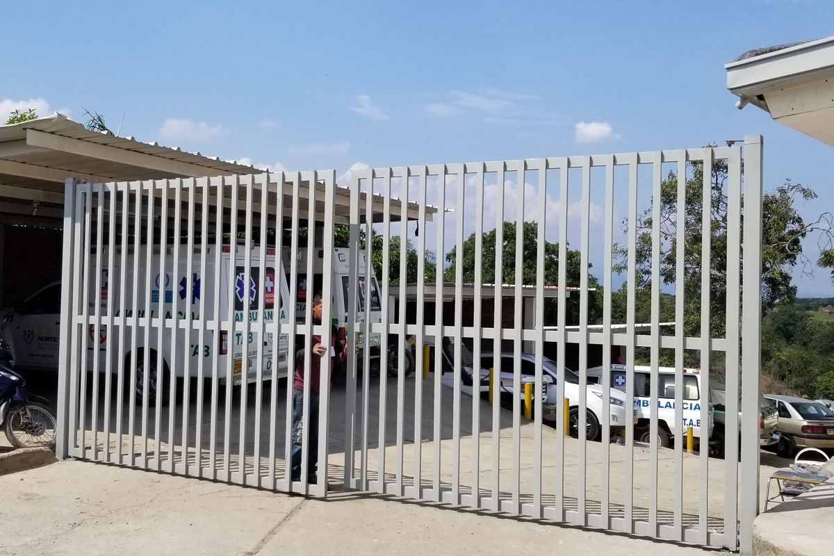 Obras y cerramientos metálicos