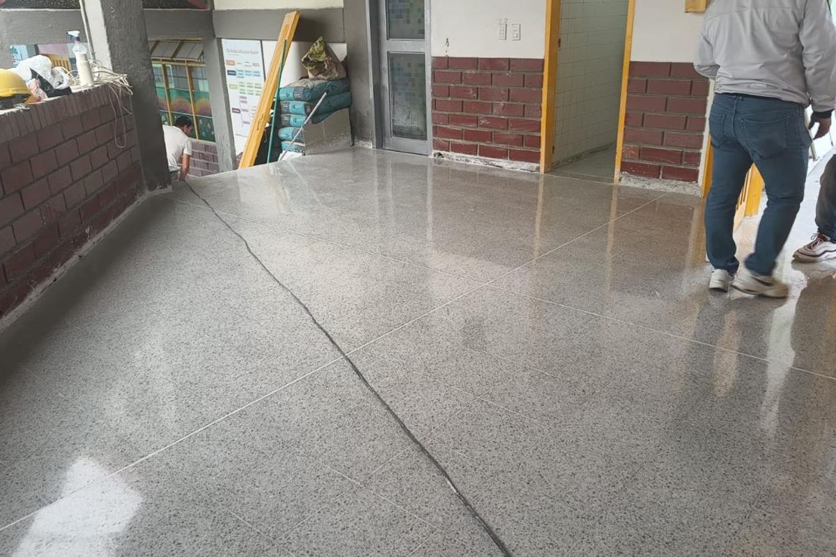 Instalación de piso en terrazo